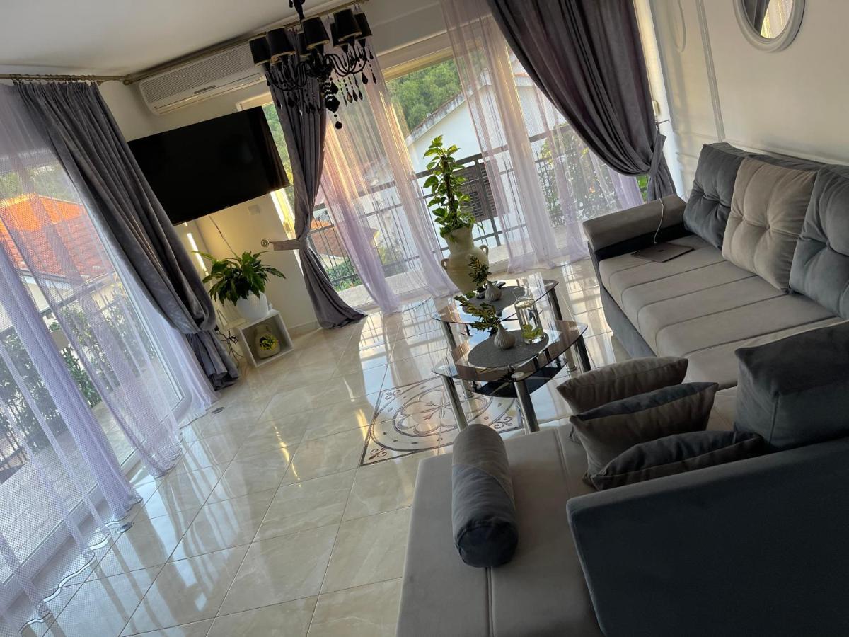 Apartmani Cirovic Luxury Herceg Novi Dış mekan fotoğraf