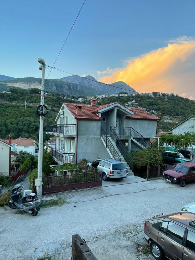 Apartmani Cirovic Luxury Herceg Novi Dış mekan fotoğraf